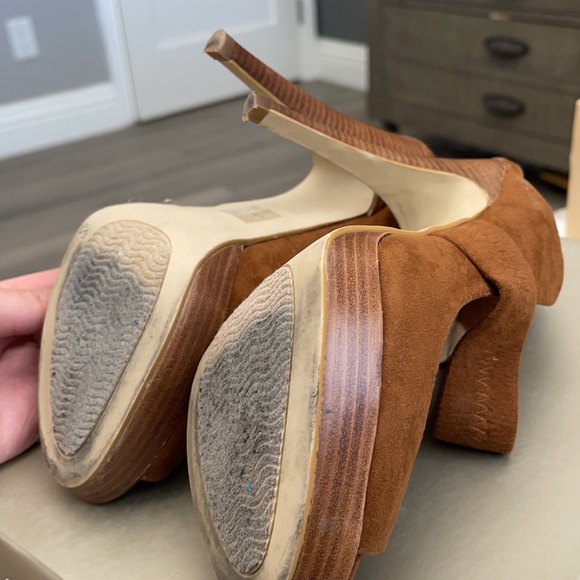 Levity Ivanna Heels - Brown Size 7 Used - Picture 3 of 7